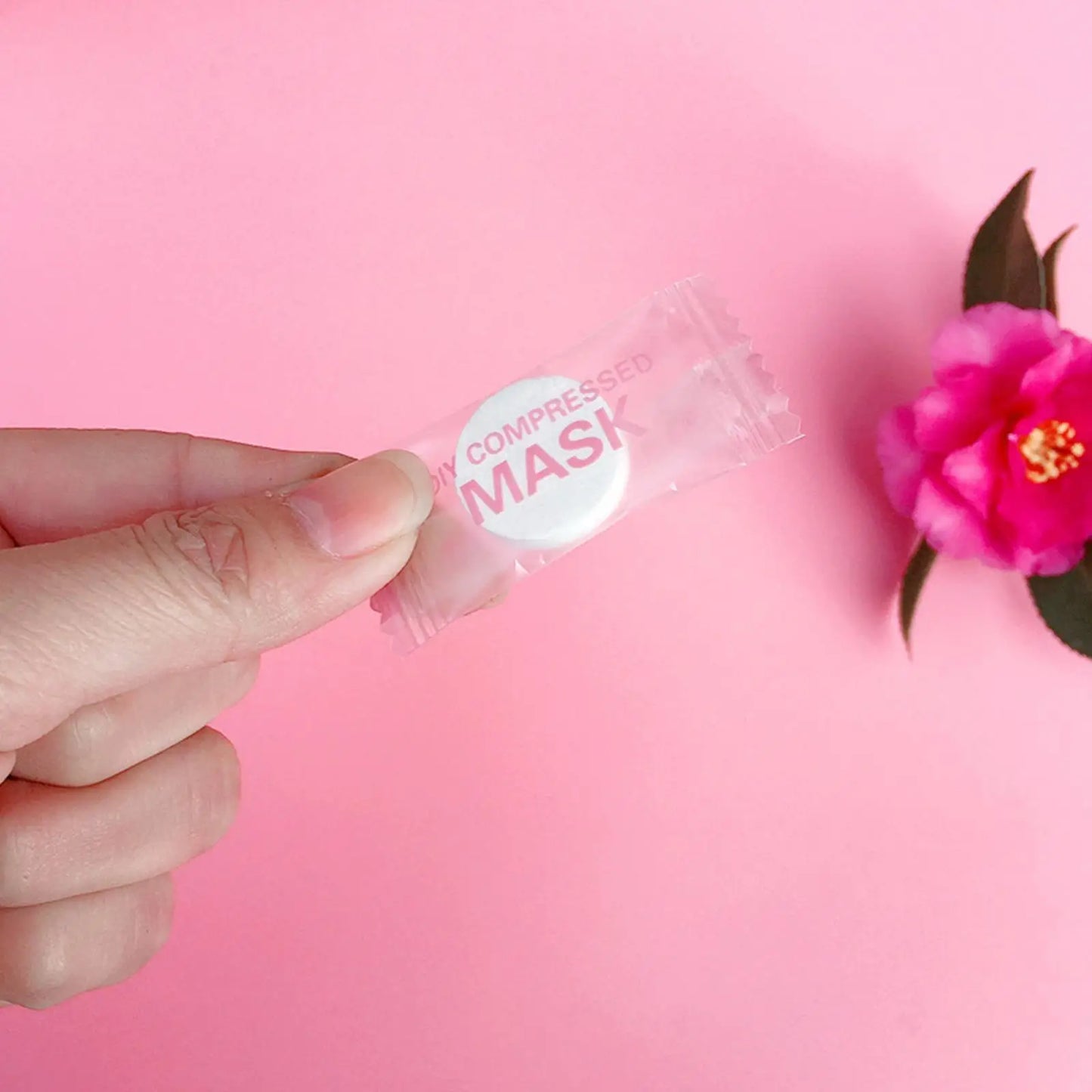 NEW High-End 30/50PCS Einweg-Kompressions-Gesichtsmaske Tragbare nicht gewebte Gesichtsmaske Gesichtstuch Münze Baumwolle eingewickelt Tücher